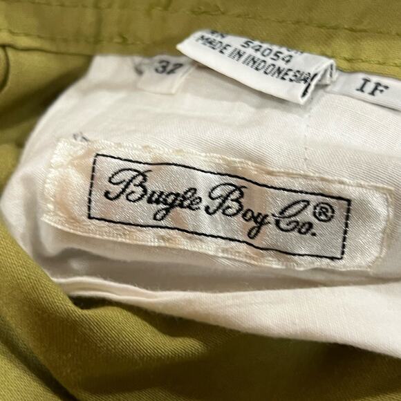 Bugle Boy Original Shorts 32 Men's VTG Olive Green Khaki Pleated Elastic Waist - Picture 6 of 6